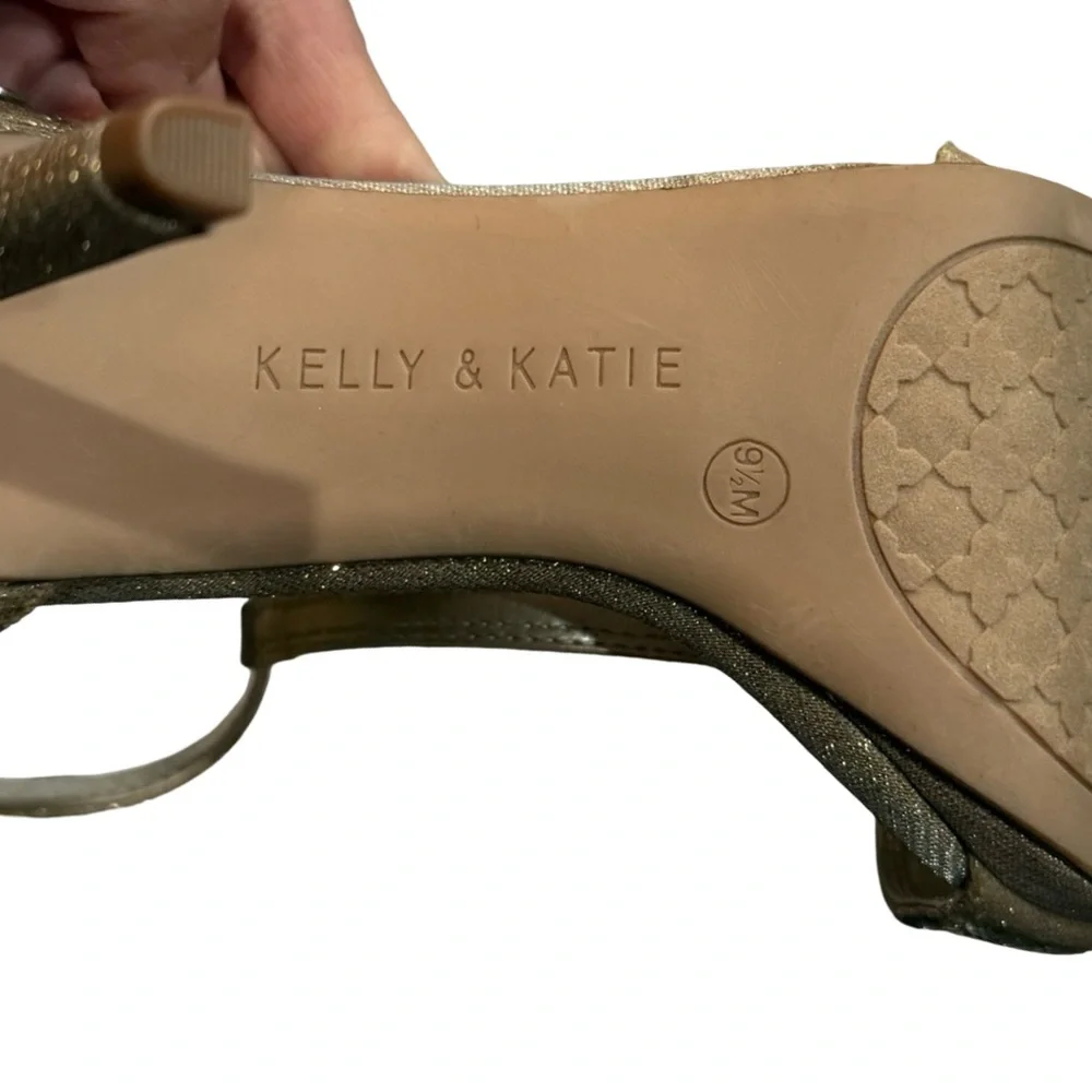 Kelly & Katie Rhinestone T-Strap‎ Heels Size 9.5M Ankle Strap Stiletto